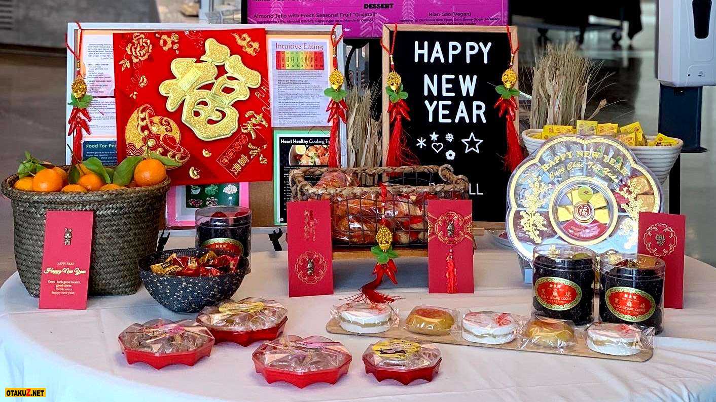 The layout and dishes are all made by Riot Games with the theme of Lunar New Year.