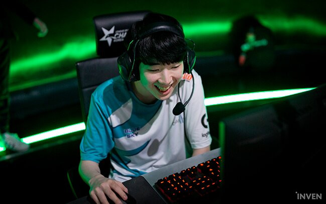 Ghost officially debuted in the LCK from Summer 2016 and so far has more than 6 years of professional competition in Korea's top League of Legends tournament. 